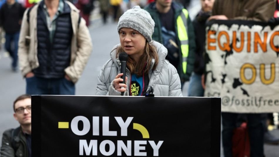 A Londres, Greta Thunberg d&eacute;nonce les accords "&agrave; portes closes" des majors p&eacute;troli&egrave;res