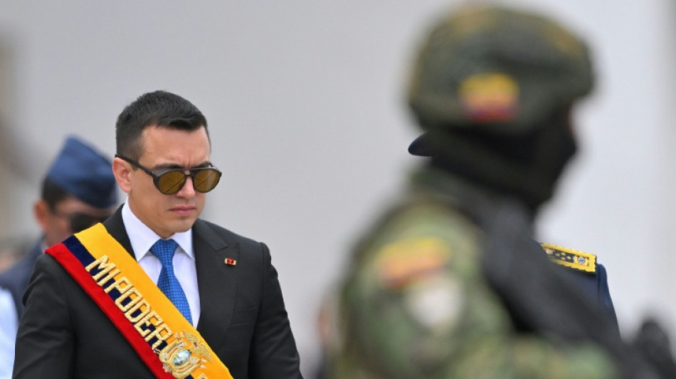 Ecuador propone una base militar extranjera antinarco en Gal&aacute;pagos