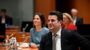 Vereinfachte Kurzarbeit bis Juni soll "besch&auml;ftigungssichernde Br&uuml;cke" verl&auml;ngern