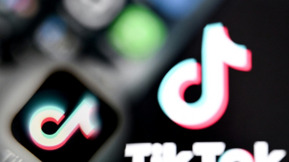 Une infirmi&egrave;re radi&eacute;e de l'Ordre pour des vid&eacute;os de nourrissons &agrave; caract&egrave;re pornographique
