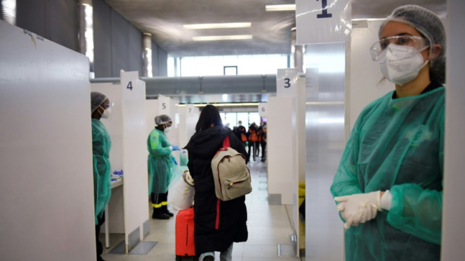 Reisende aus China m&uuml;ssen bei Reiseantritt nach Deutschland Corona-Test vorlegen