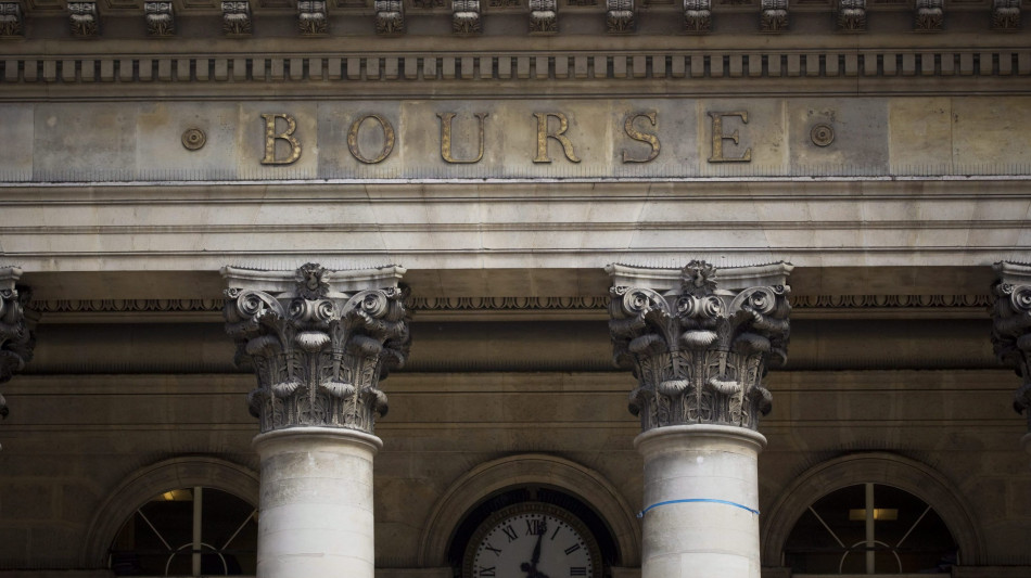 Borsa: Europa cauta in chiusura, Parigi +0,04%, Londra +0,02%