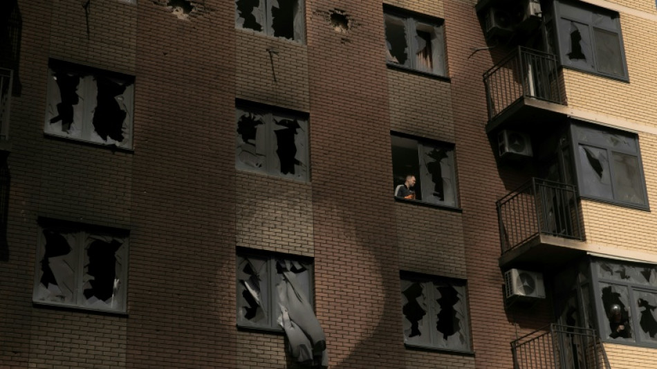 Ukraine: journ&eacute;e de deuil &agrave; Kiev apr&egrave;s au moins 24 morts la nuit pr&eacute;c&eacute;dente