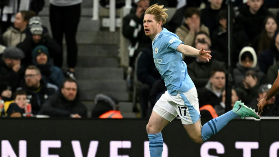 Angleterre: City et De Bruyne renversent Newcastle, Chelsea encha&icirc;ne