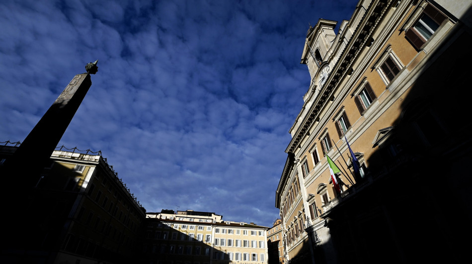 Fonti, da contributo banche si punta a 2,5-3 miliardi