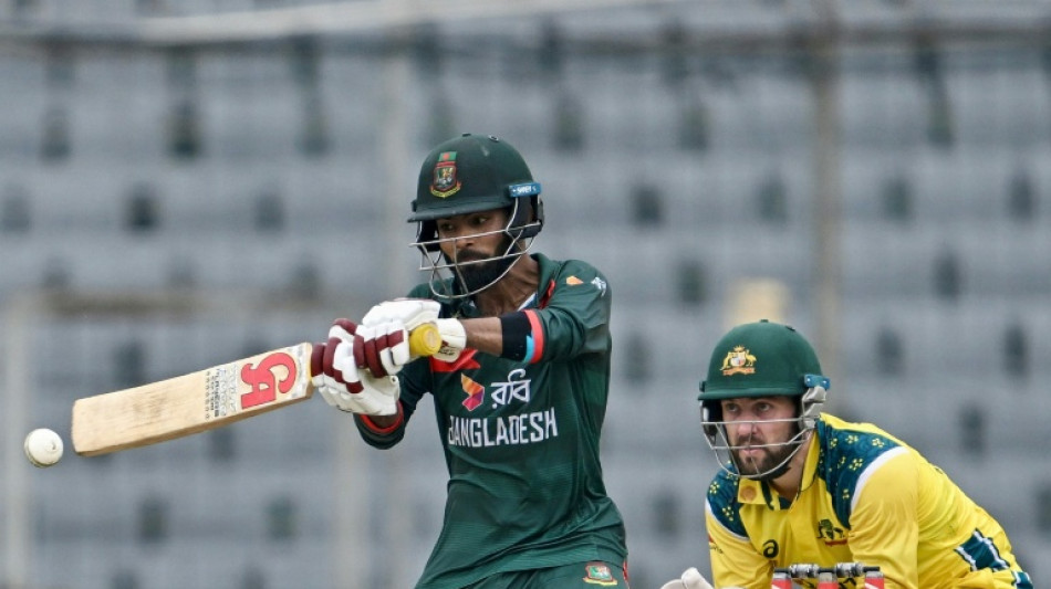 Hridoy anchors Bangladesh to 274-5 in third ODI against Australia