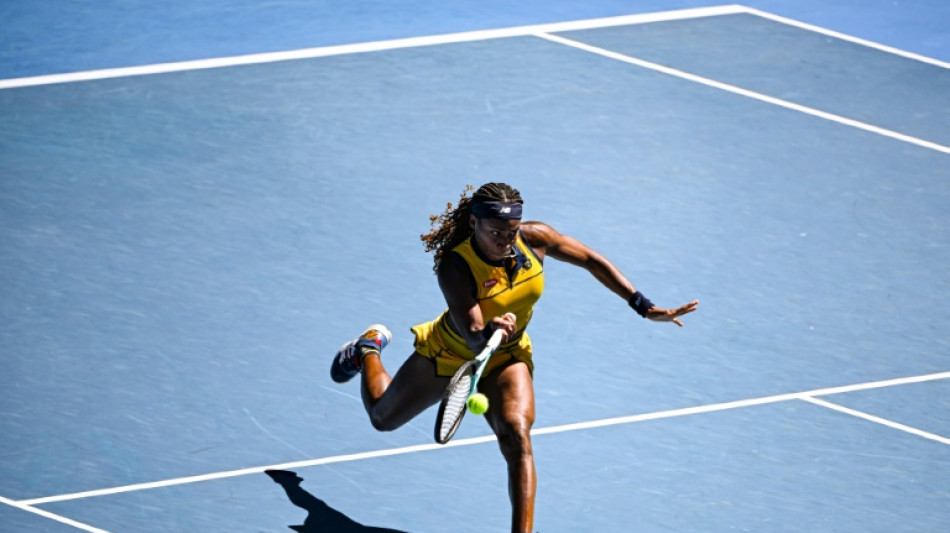 Gauff sofre mas vence Kostyuk e vai &agrave;s semifinais do Aberto da Austr&aacute;lia