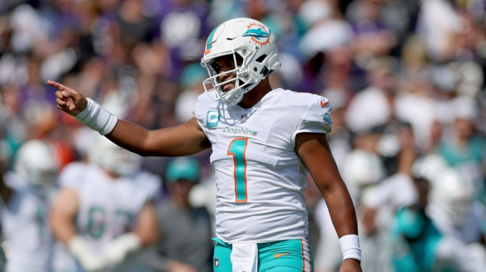 Dolphins, Jets rally for NFL wins, Bucs solve Saints