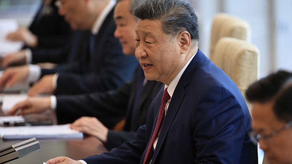 La Cina rialza controdazi sui beni Usa dall'84% al 125%