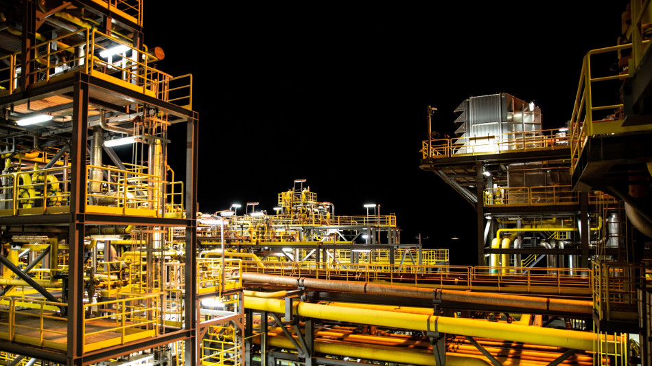 Eni, avviata la produzione del campo Ndungu al largo dell'Angola