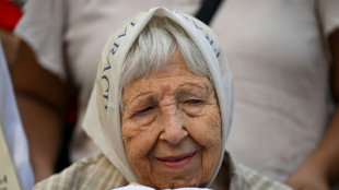 Morre aos 97 anos Vera Jarach, referência das Mães da Praça de Maio