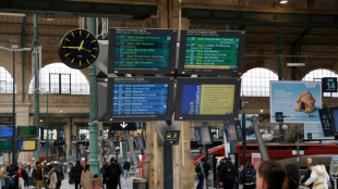 Gr&egrave;ves dans les transports: mercredi ne sera pas une "journ&eacute;e noire" selon Cl&eacute;ment Beaune