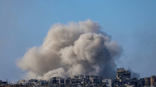 Israel descobre maior t&uacute;nel subterr&acirc;neo da Faixa de Gaza e prossegue com bombardeios