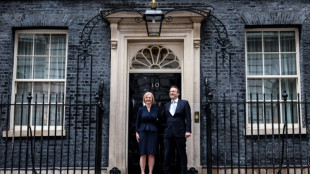 Truss zieht mit ihren T&ouml;chtern im Teenageralter in Downing Street ein