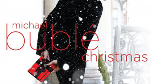Hit parade, a Natale Bubl&eacute; re degli album e gli Wham! spodestano Mariah Carey