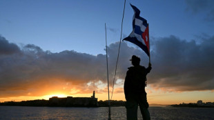 Los cubanos aguardan arribo de petr&oacute;leo ruso, pero opinan que "no es la soluci&oacute;n"