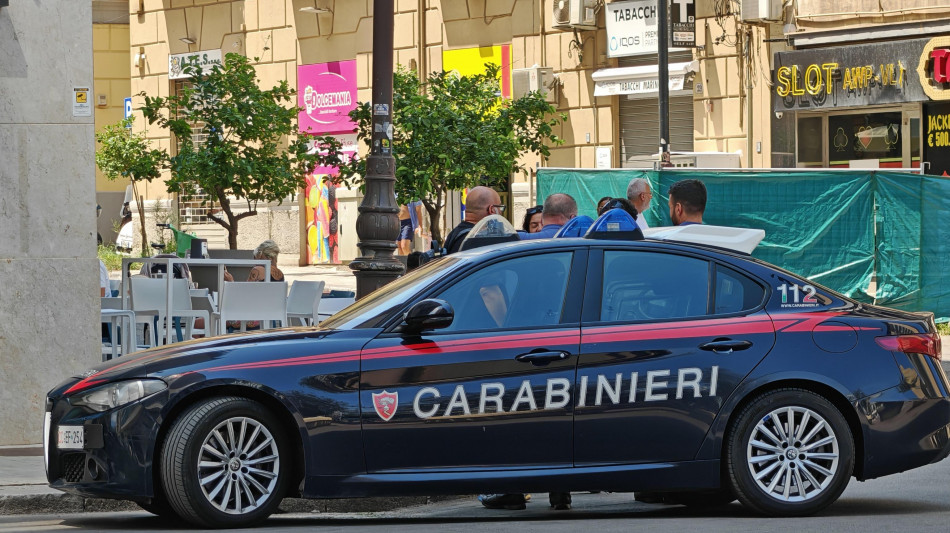 Torture e sequestro di persona, coinvolti anche minori