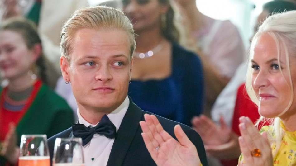 Norv&egrave;ge: le fils de la princesse h&eacute;riti&egrave;re admet avoir violent&eacute; sa petite amie