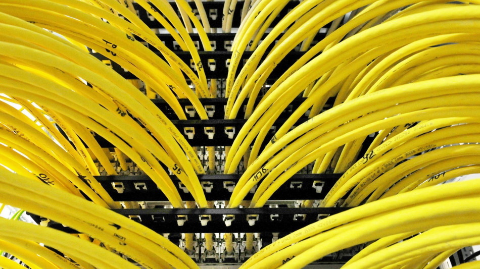 IA sempre pi&ugrave; diffusa nelle imprese ma restano nodi competenze e governance