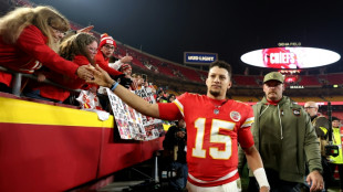 Mahomes powers NFL Chiefs over Commanders