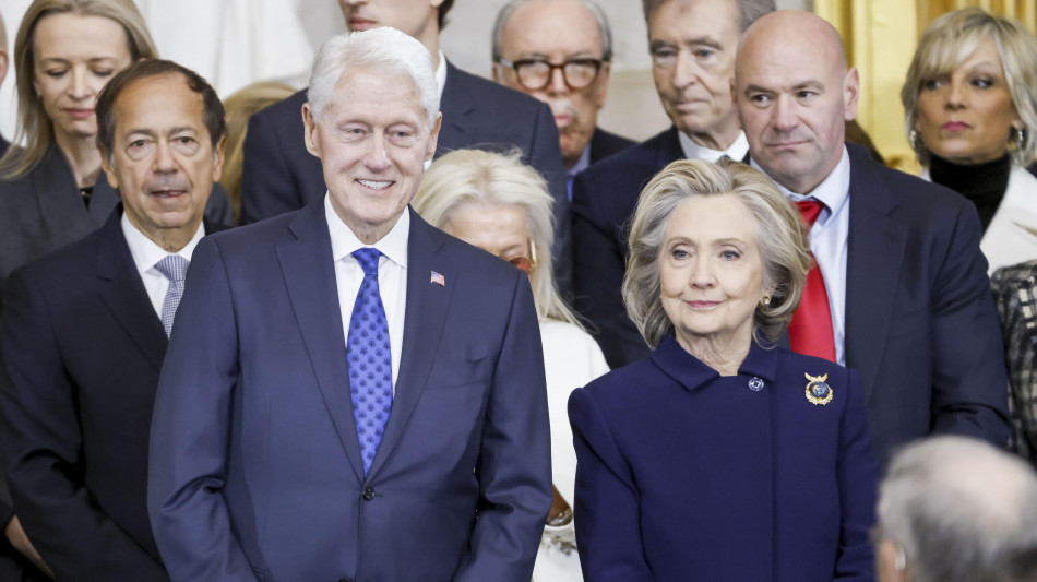 Caso Epstein, la Camera Usa avvia procedimento contro i Clinton