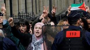 La polic&iacute;a francesa evacua una manifestaci&oacute;n propalestina en la Sorbona