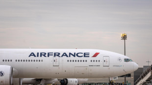 Volo di rimpatrio con francesi torna negli Emirati a causa di lancio missili