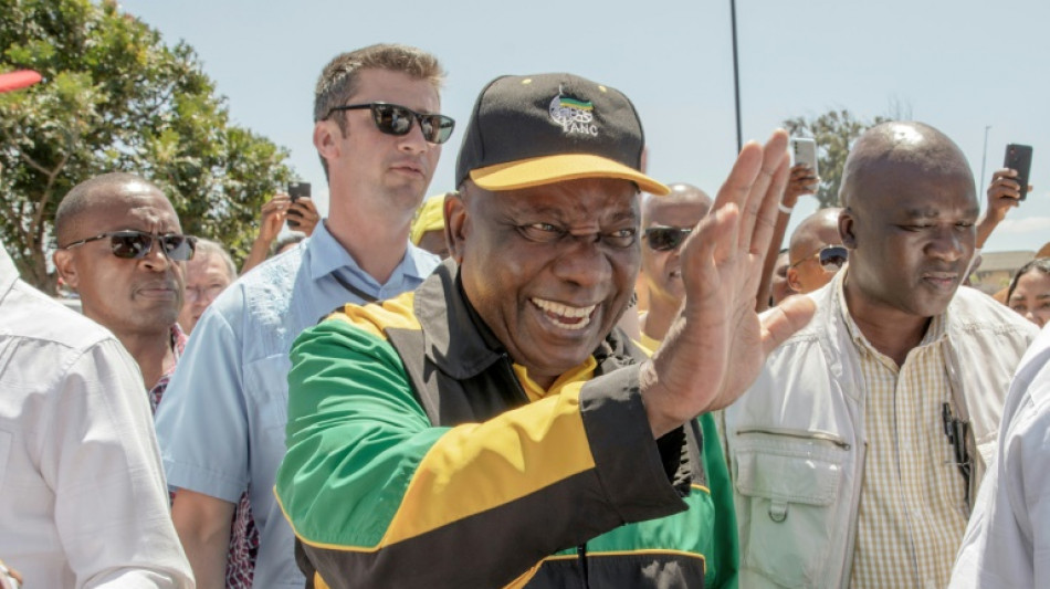Le pr&eacute;sident sud-africain favori pour rester au pouvoir, malgr&eacute; un scandale