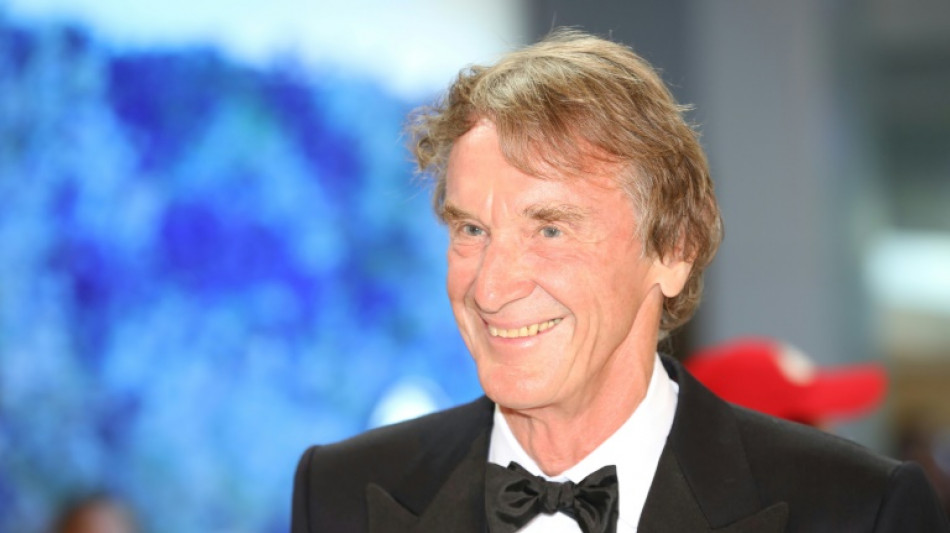 British billionaire Ratcliffe challenges Qatar sheikh in race to buy Man Utd