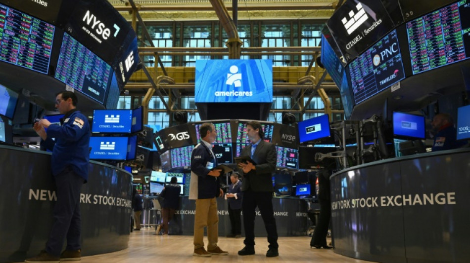 Wall Street termine en ordre dispers&eacute;, signes d'essoufflement
