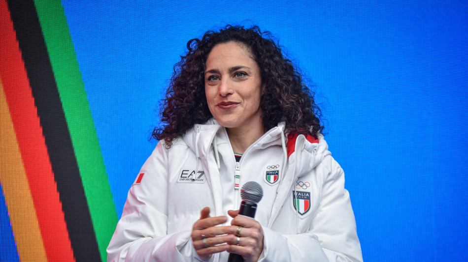 Brignone dimessa dopo l'operazione: "Molto contenta, ginocchio sta bene"