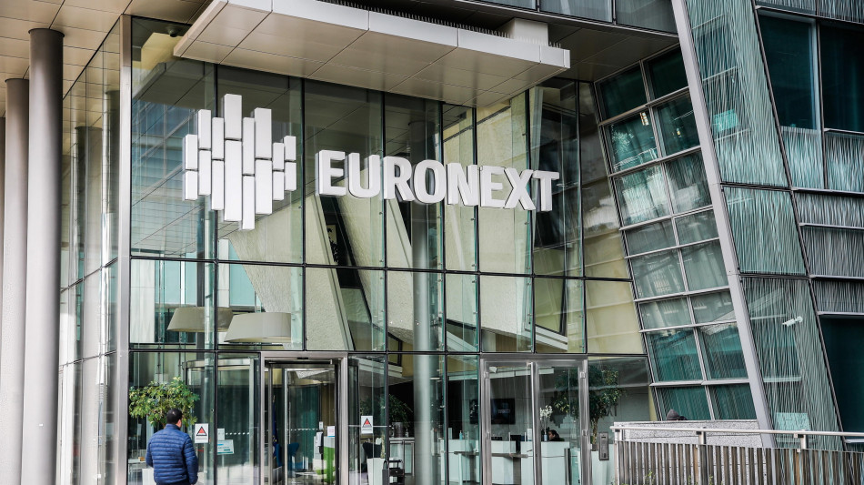 Borsa: l'Europa chiude in calo con i timori per i dazi Usa