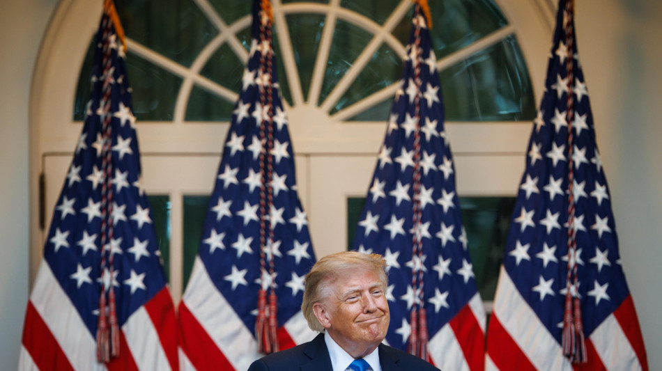 Trump, 'i dem preferiscono vederci perdere in Iran che vedermi vincere'