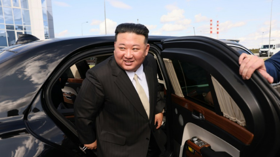 Kim Jong Un visite des usines a&eacute;ronautiques russes