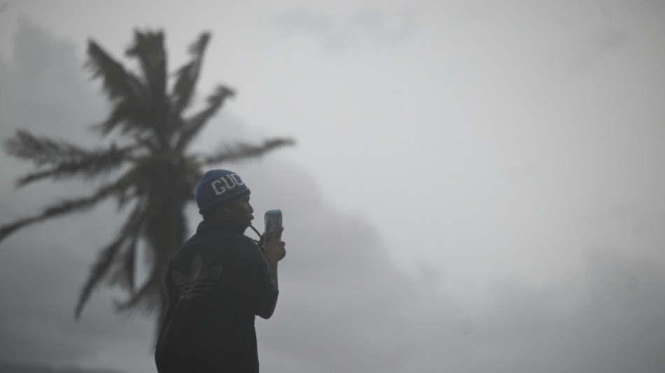 Le méga ouragan Melissa s'apprête à toucher terre en Jamaïque