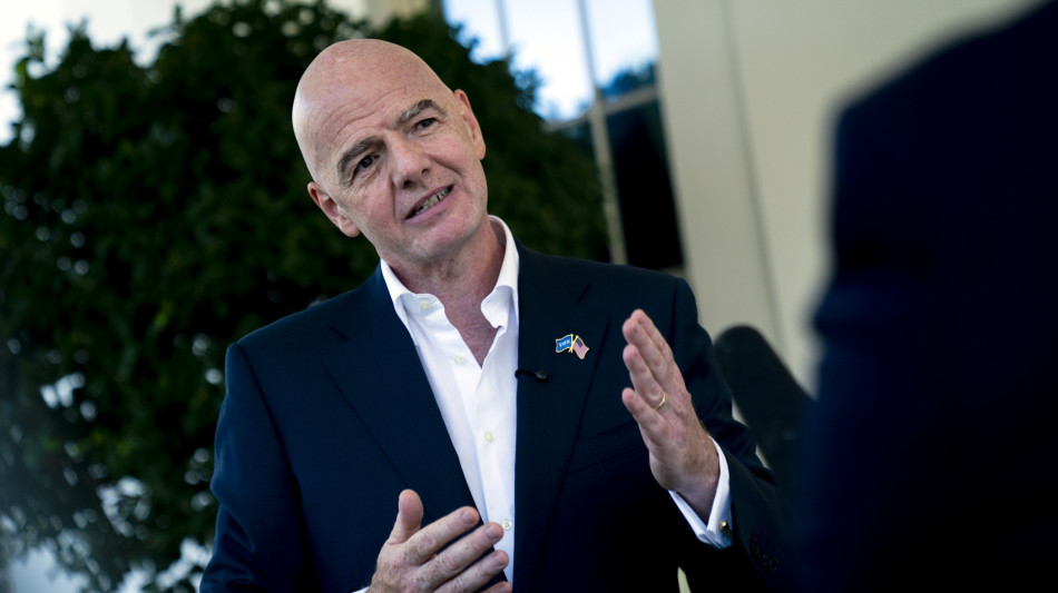 Mondiali: Infantino si congratula con Iran 'calcio unisce mondo'