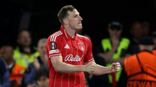 Forest vence Aston Villa (1-0) em casa na ida das semifinais da Liga Europa; Braga bate Freiburg