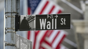 Wall Street ouvre en hausse, attend la Fed