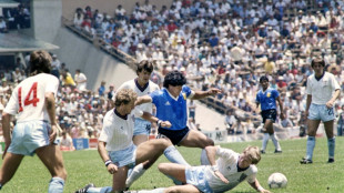 Un maillot de l&eacute;gende de Maradona vendu aux ench&egrave;res plus de 9 millions de dollars, record pulv&eacute;ris&eacute; (Sotheby's)