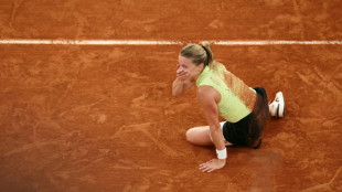 Qualifier Chwalinska sets up Andreeva French Open final clash
