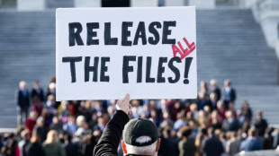 Governo de Trump anuncia publica&ccedil;&atilde;o de 'centenas de milhares' de documentos do caso Epstein