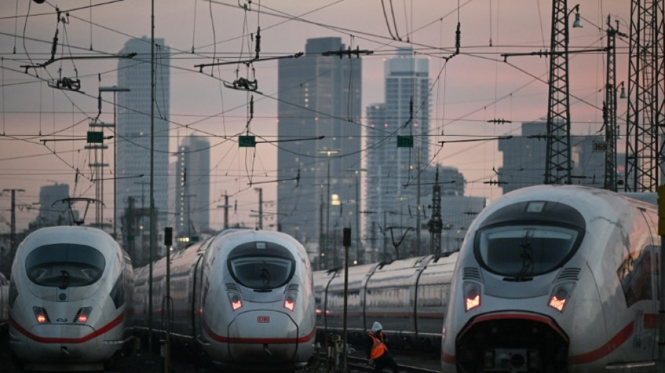 Neuer Rekord: &Uuml;ber neun Millionen Kinder reisten 2023 kostenlos mit der Bahn