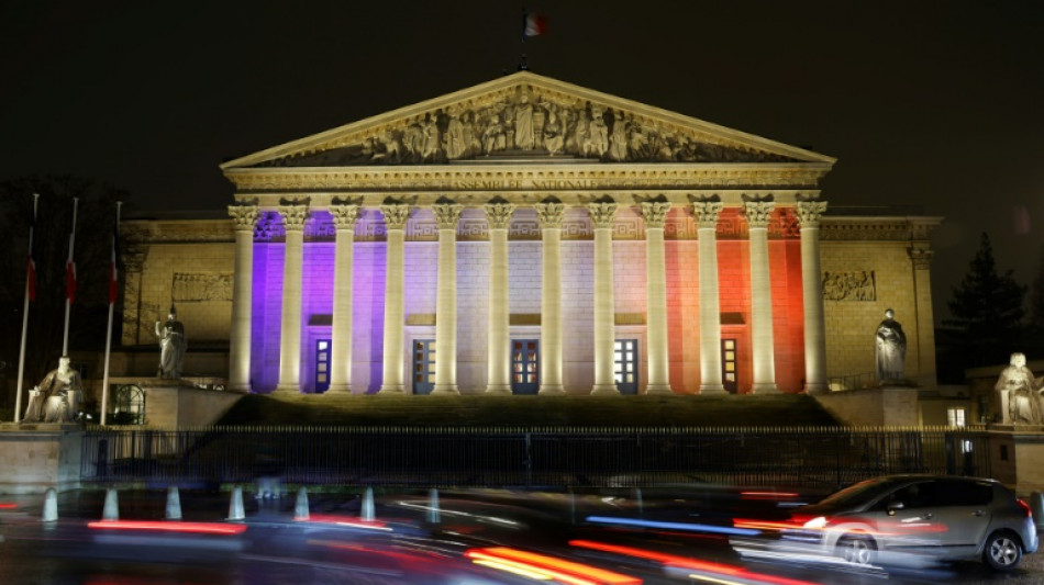 L&eacute;gislatives: d&eacute;bats &agrave; gauche pour Matignon, feuilleton judiciaire &agrave; droite, Attal &agrave; la relance