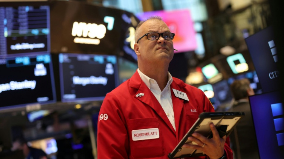 Wall Street ouvre en hausse, salue les performances de Nvidia