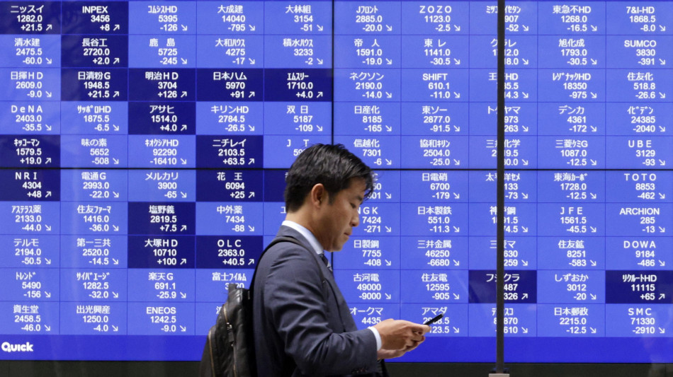 Borsa: Tokyo, apertura in calo (-0,41%)