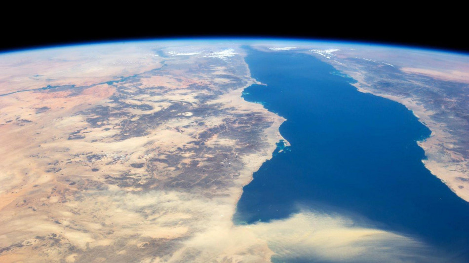 Bankitalia, Pil a 0,6% e poi 0,4% nel 2027, rischio elevato da Hormuz