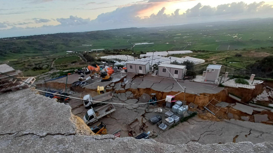 Protezione civile Sicilia, evacuate 500 persone per frana a Niscemi