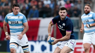 Kinghorn starts at fly-half for Scotland against Australia