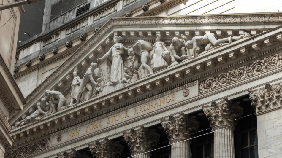 Wall Street apre in calo, Dj -0,12%, Nasdaq -0,21%