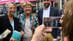 L&eacute;gislatives: la campagne s'ach&egrave;ve sur des airs de d&eacute;j&agrave;-vu
